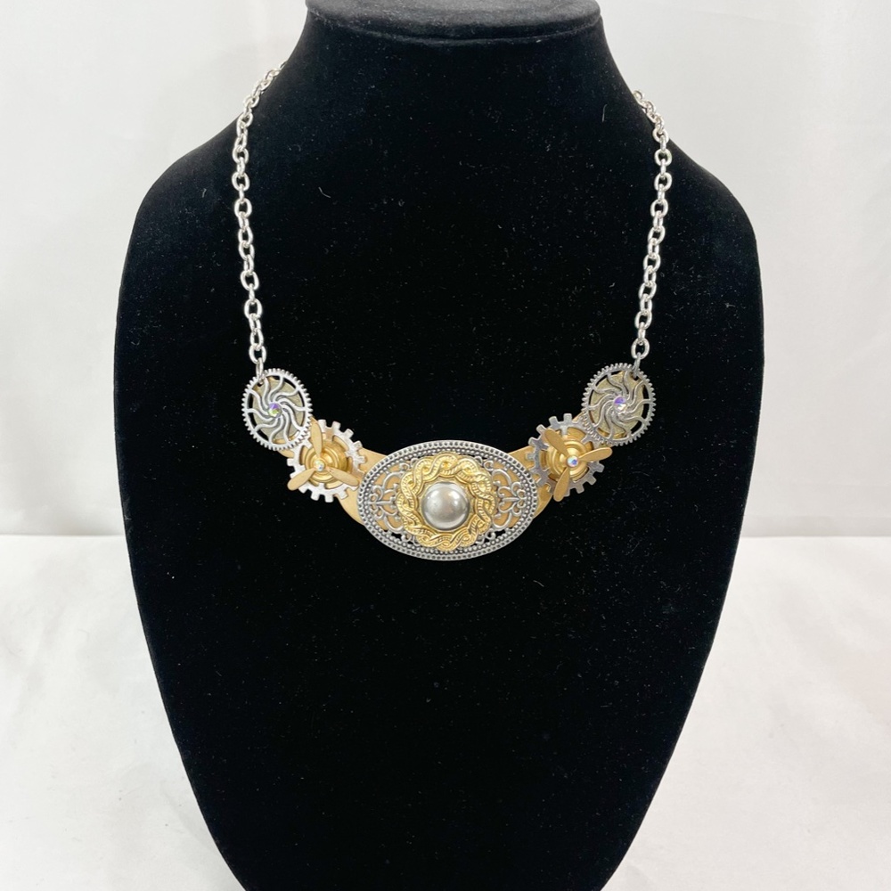 Steampunk Propeller Collar Necklace - Picture 6 of 6